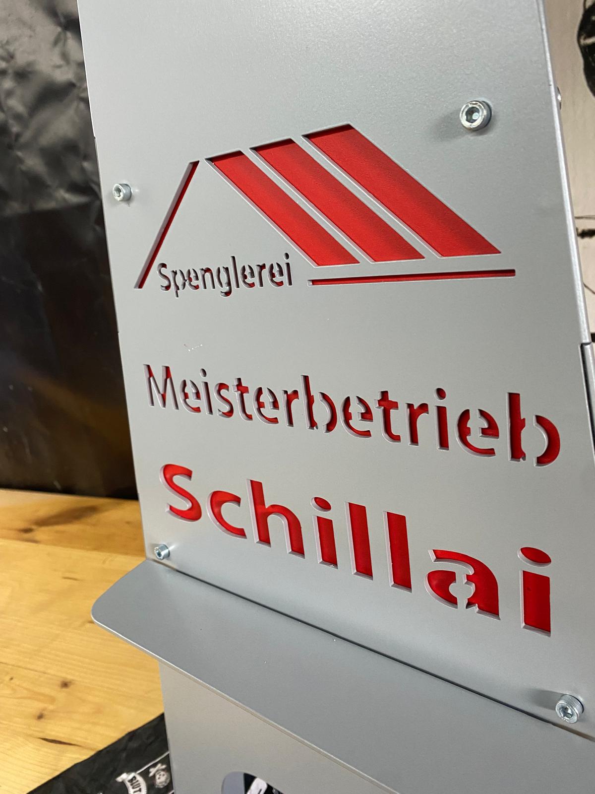 Stehtische, Barhocker & Holzlager – Produkt 1